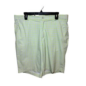 Nike Golf Tour Performance Men's Size 36 Shorts Gray Yellow Checkered